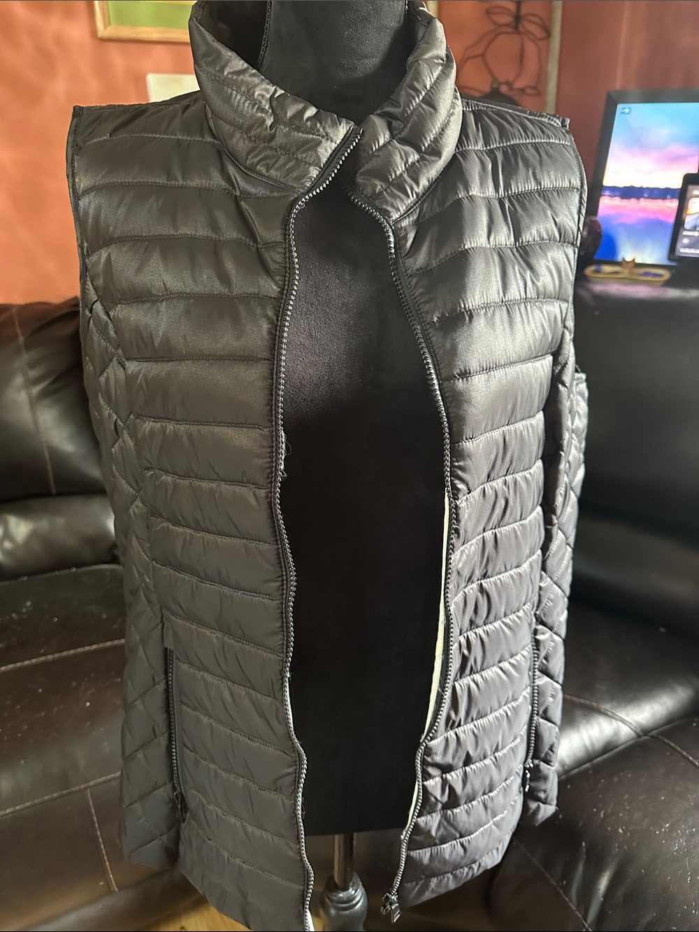 Women's Black Quilted Lightweight Puffer Vest